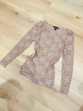 Bozzolo Beige Floral Lace Long Sleeve Top